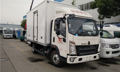 重汽豪沃冷藏车