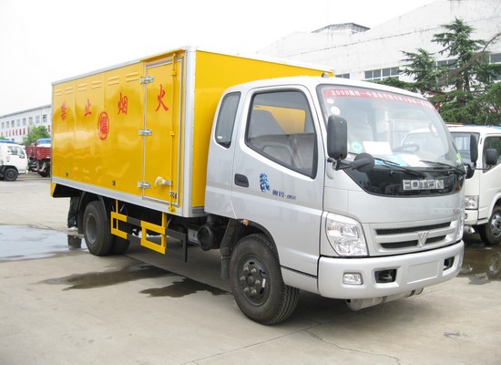 福田奥铃爆破器材运输车