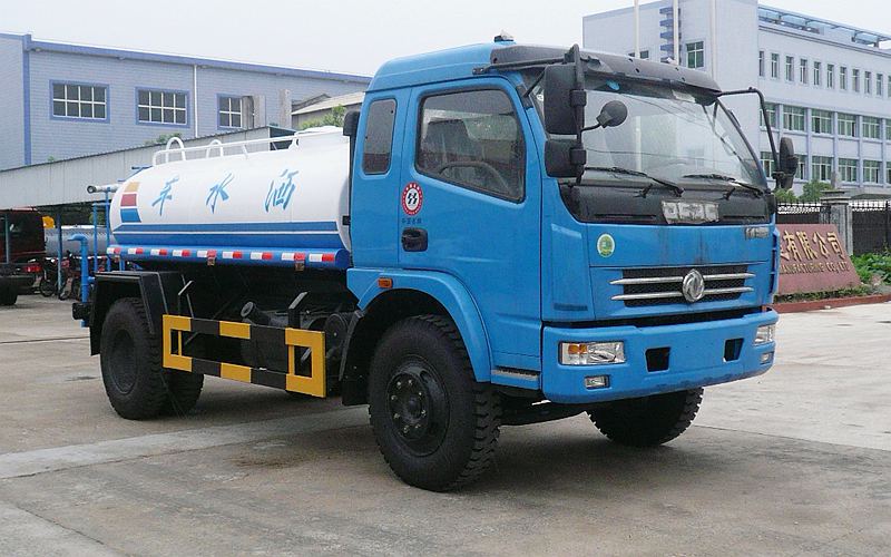 东风多利卡洒水车