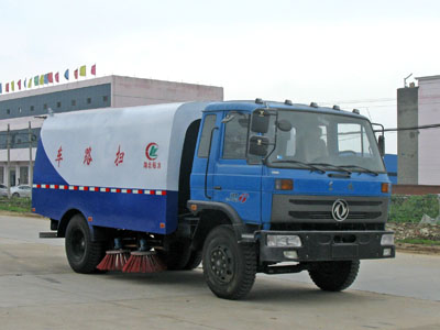 东风145扫路车 